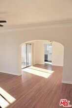 1239 S Hudson Ave in Los Angeles, CA - Building Photo - Building Photo