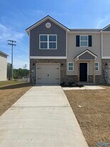 4121 Hudson Ct SW in Decatur, AL - Building Photo