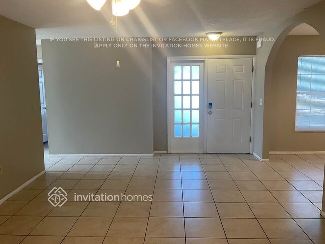 2805 39th St W in Bradenton, FL - Foto de edificio - Building Photo