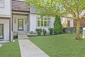 1402 Boscobel St in Nashville, TN - Building Photo - Building Photo