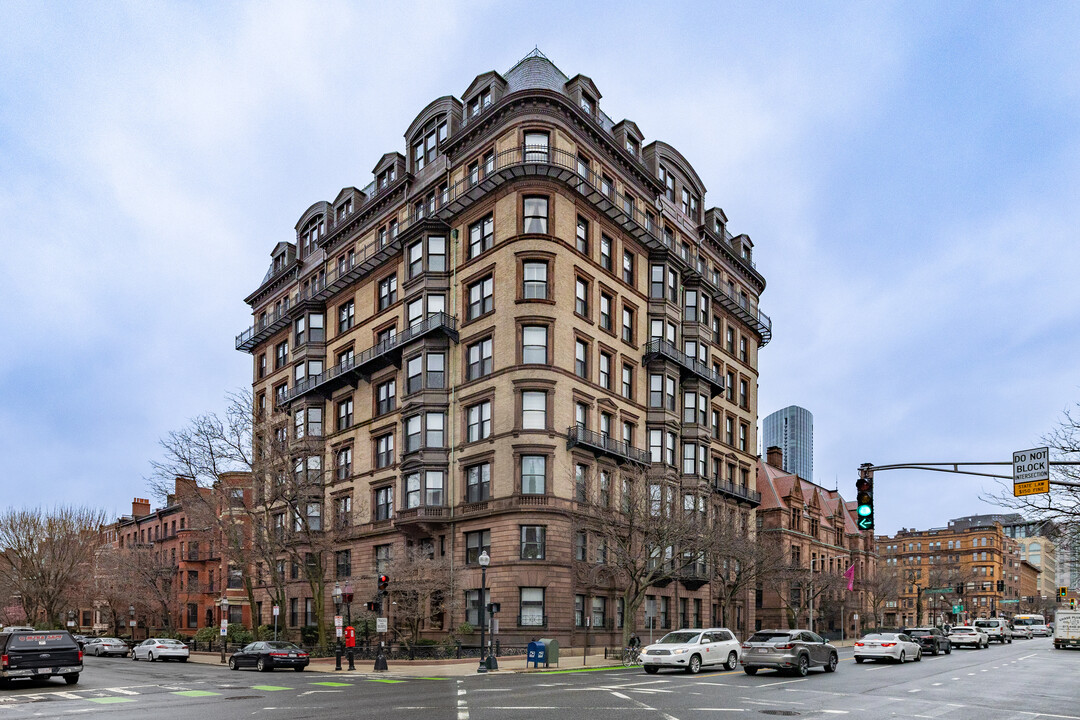 416 Marlborough St in Boston, MA - Building Photo