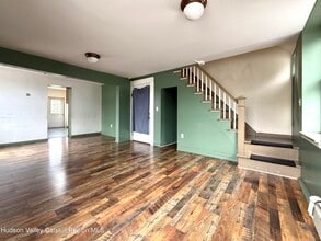 12 Market St in Saugerties, NY - Building Photo - Building Photo