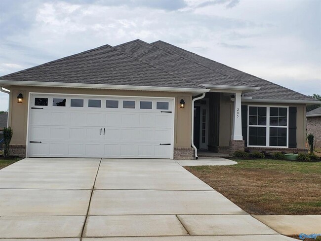 205 Gwynns Fall Trl in Huntsville, AL - Building Photo - Building Photo