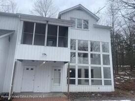 90 Black Rd in Shokan, NY - Building Photo