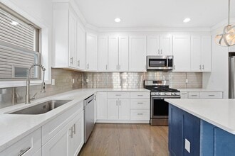 5103 Meadowview Ave in North Bergen, NJ - Building Photo - Building Photo