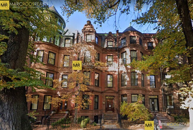 property at 385 Commonwealth Ave