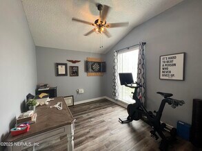 6361 Duclay Rd in Jacksonville, FL - Building Photo - Building Photo