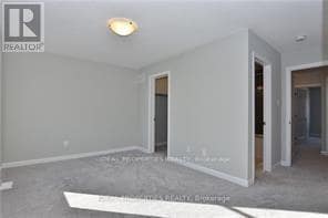 1121 Speedvale Ct in Ottawa, ON - Building Photo - Building Photo