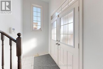 76 Rustle Woods Ave in Markham, ON - Building Photo - Building Photo