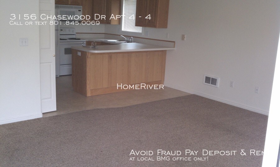 3156 Chasewood Dr-Unit -4 in Ammon, ID - Building Photo