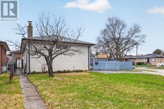 56 Frost St in Toronto, ON - Building Photo - Building Photo