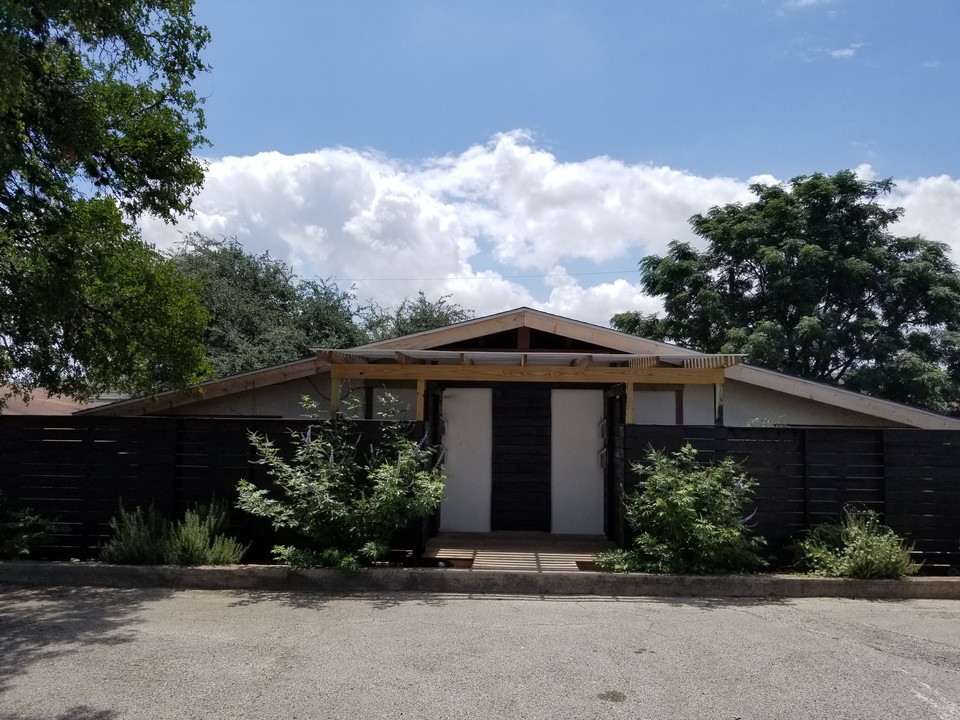 2903 Parker Ln in Austin, TX - Building Photo