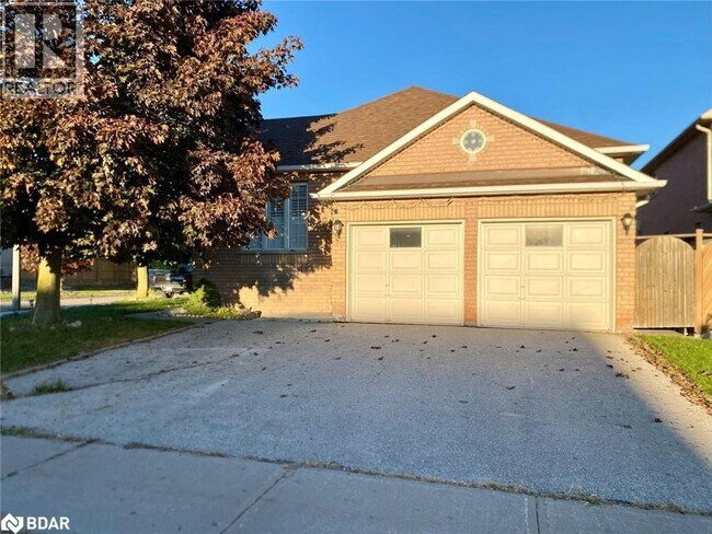 1 Shady Glen Crescent in Caledon, ON - Building Photo - Building Photo