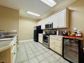 5578 Arialo Dr in Baton Rouge, LA - Foto de edificio - Building Photo