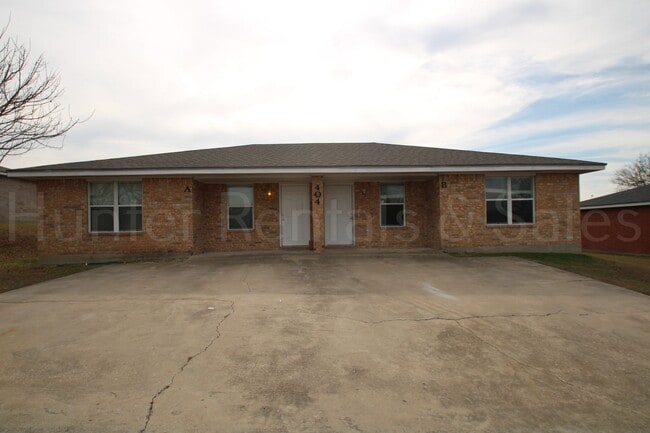 property at 404 Justin Ln