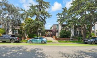 925 14th St, Unit 20 in Santa Monica, CA - Building Photo