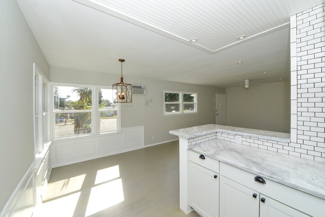 2579 Granville Ave, Unit 2579 in Los Angeles, CA - Building Photo