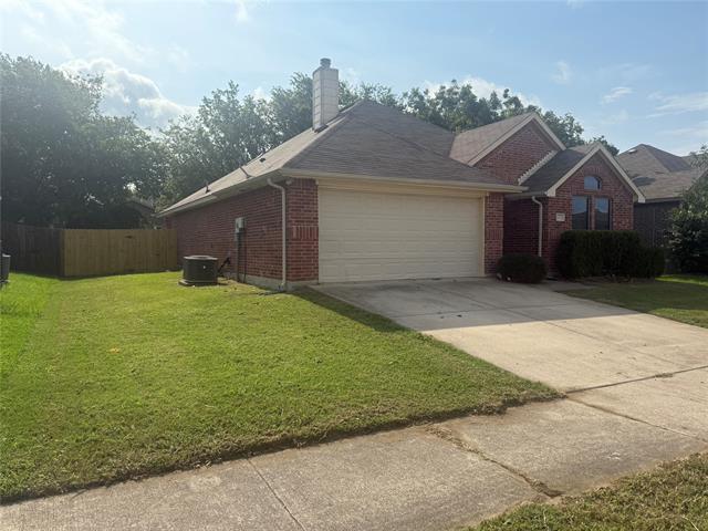 property at 424 Water Oak St