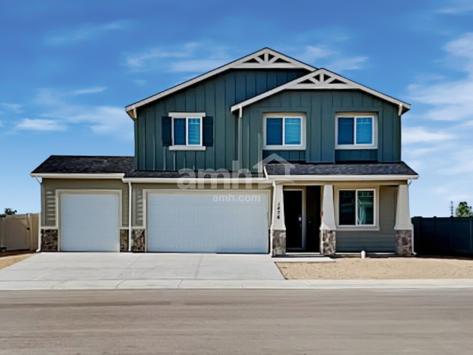 1477 E Old Mesquite St in Kuna, ID - Foto de edificio