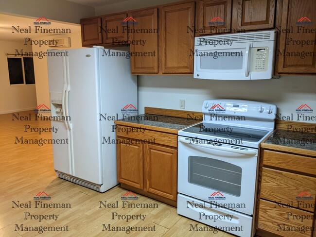 809 Paani St in Honolulu, HI - Building Photo - Building Photo