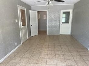 820 Lamar St in Vidor, TX - Building Photo - Building Photo