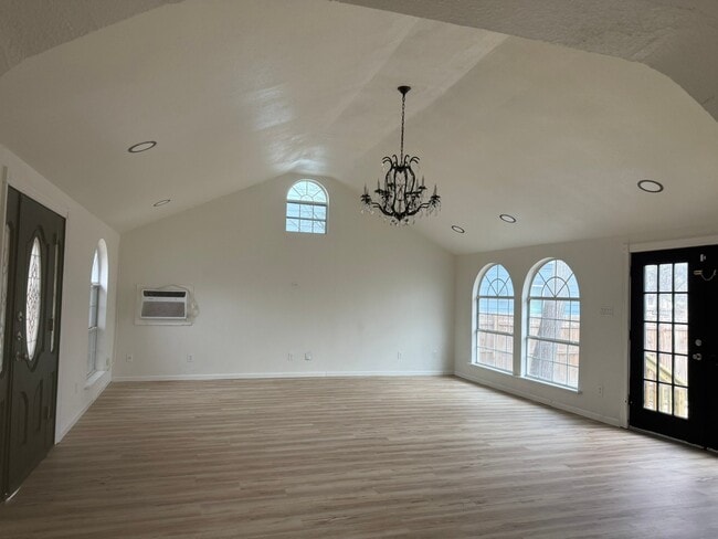 property at 709 S Chupaderas St