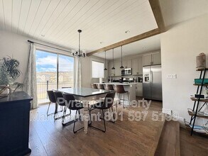 1027 Wasatch Spring Rd in Heber City, UT - Building Photo - Building Photo