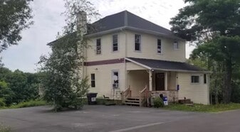 80 Smith Rd in Parksville, NY - Building Photo