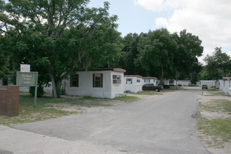 Parkview Mobile Home Community in Thonotosassa, FL - Building Photo - Building Photo