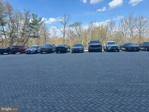 2500 N Van Dorn St in Alexandria, VA - Building Photo - Building Photo