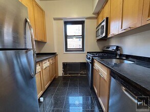 EAST 55 STREET, Unit 7H in New York, NY - Foto de edificio - Building Photo