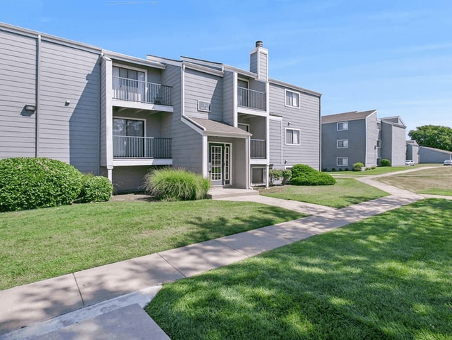 The Club at Cherry Hills Apartments