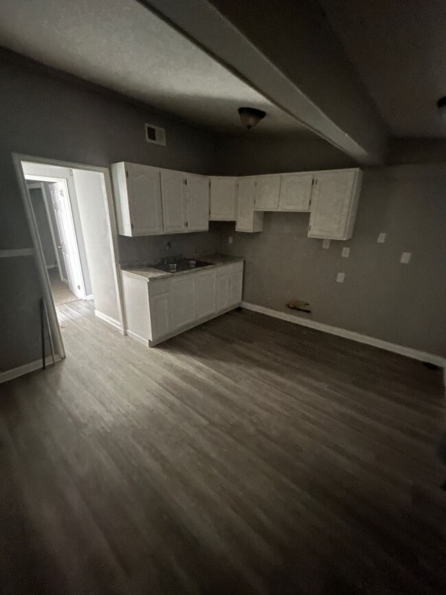 1312 St Raphael Dr in Sauget, IL - Building Photo - Building Photo