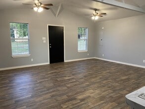 7614 TX-171 in Grandview, TX - Building Photo - Building Photo