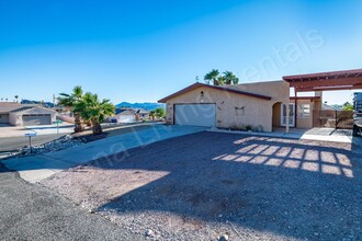 2799 Ranchero Ln in Lake Havasu City, AZ - Building Photo - Building Photo