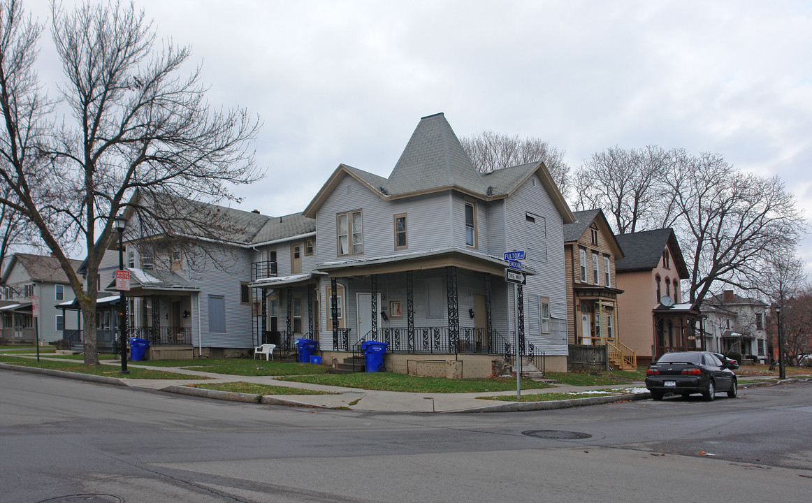 44 Emerson St in Rochester, NY - Building Photo