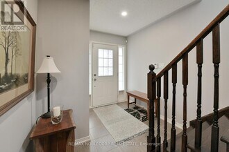 54 Long St in Bradford West Gwillimbury, ON - Building Photo - Building Photo