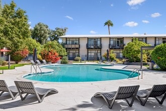 Collins Off Colter II in Phoenix, AZ - Building Photo - Building Photo