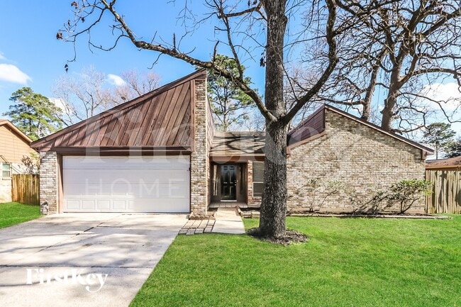 property at 2606 N Spring Dr