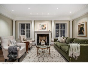 446 W Huron St in Chicago, IL - Building Photo - Building Photo