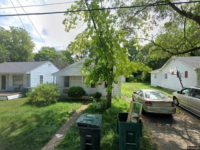 property at 2202 S Penn St