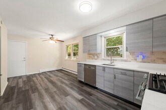 5400 W Dakin St in Chicago, IL - Building Photo - Building Photo