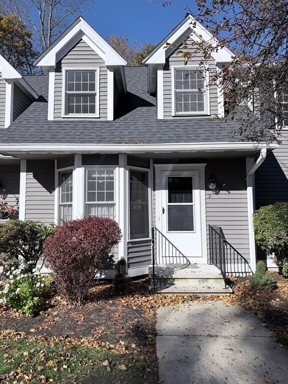 2 Country Village Way in Millis, MA - Building Photo - Building Photo