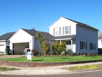 2257 SW Barber Ln in McMinnville, OR - Building Photo