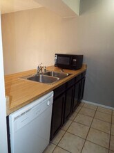 1688 W Village Way in Tempe, AZ - Building Photo - Building Photo