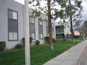 824 Minor St in San Jacinto, CA - Building Photo - Building Photo