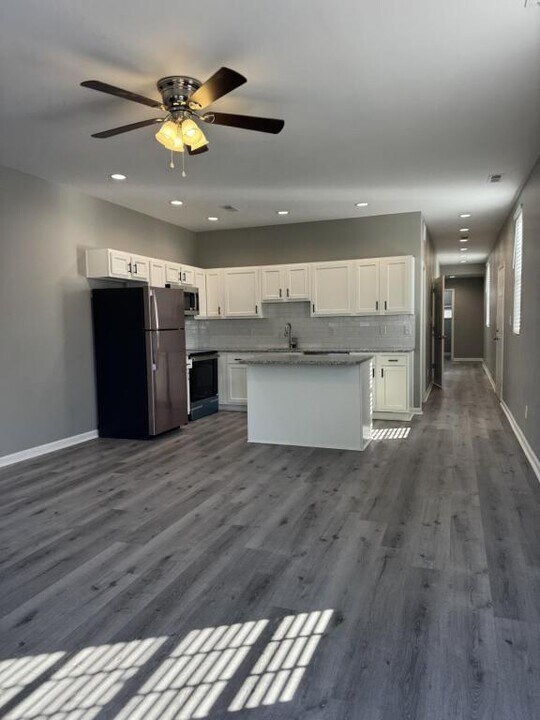 428 E Caldwell St in Louisville, KY - Building Photo