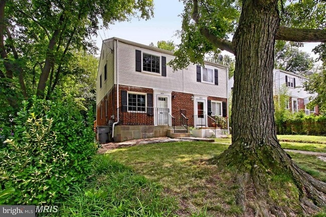 property at 5813 Fifer Dr