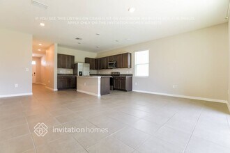 8632 Milestone Dr in Sarasota, FL - Building Photo - Building Photo