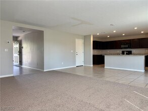 4563 Cotton Quail Ave in Las Vegas, NV - Building Photo - Building Photo